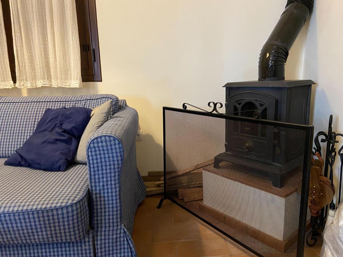 Duplex Con Piscina En Centro Cazalla カサジャ・デ・ラ・シエラ エクステリア 写真