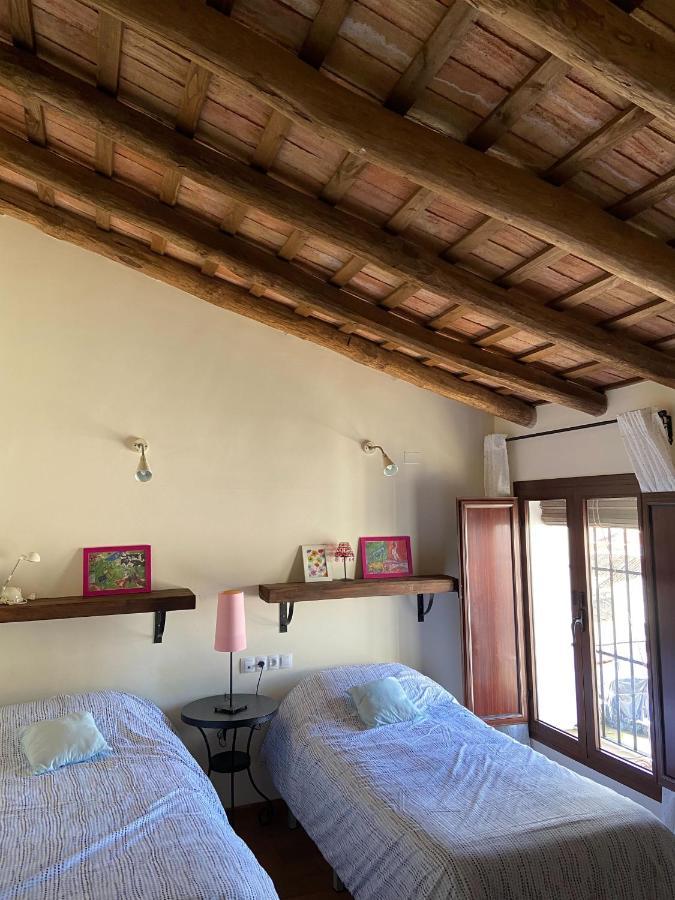 Duplex Con Piscina En Centro Cazalla カサジャ・デ・ラ・シエラ エクステリア 写真