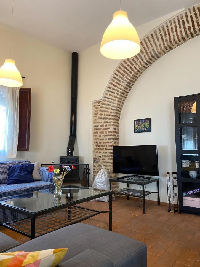 Duplex Con Piscina En Centro Cazalla カサジャ・デ・ラ・シエラ エクステリア 写真