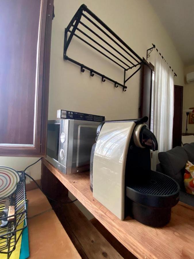 Duplex Con Piscina En Centro Cazalla カサジャ・デ・ラ・シエラ エクステリア 写真