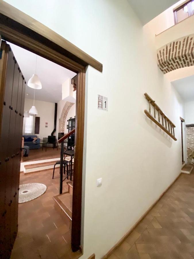 Duplex Con Piscina En Centro Cazalla カサジャ・デ・ラ・シエラ エクステリア 写真